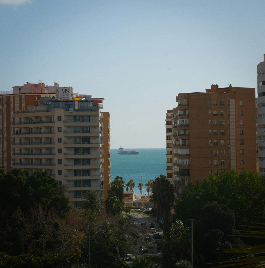 Prédios residenciais no litoral da Baixada Santista